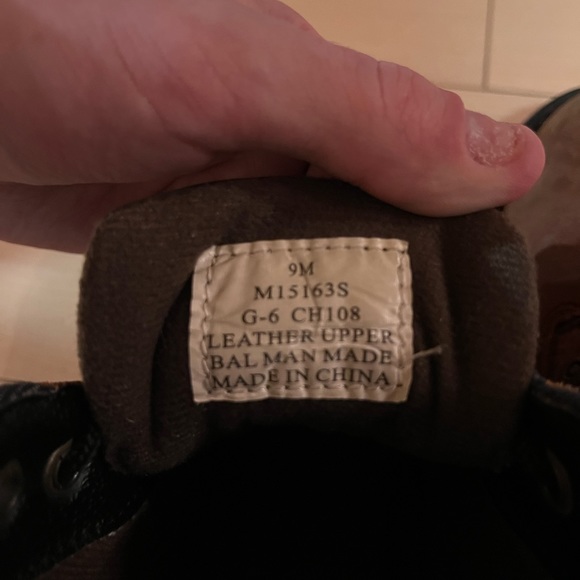 Tommy Hilfiger Boots. Size 9. - Picture 4 of 5